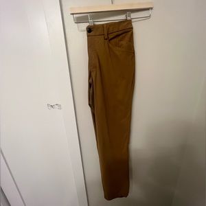 LULULEMON Men’s Khaki/Tan ABC Pants | 34x32